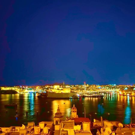 Tide 21 Savynomad Harbour Residences Valletta Luaran gambar