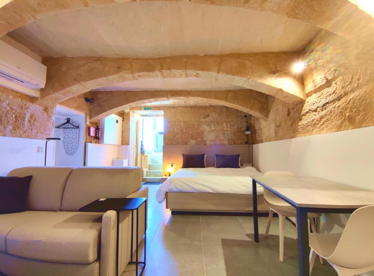 Tide 21 Savynomad Harbour Residences Valletta Luaran gambar